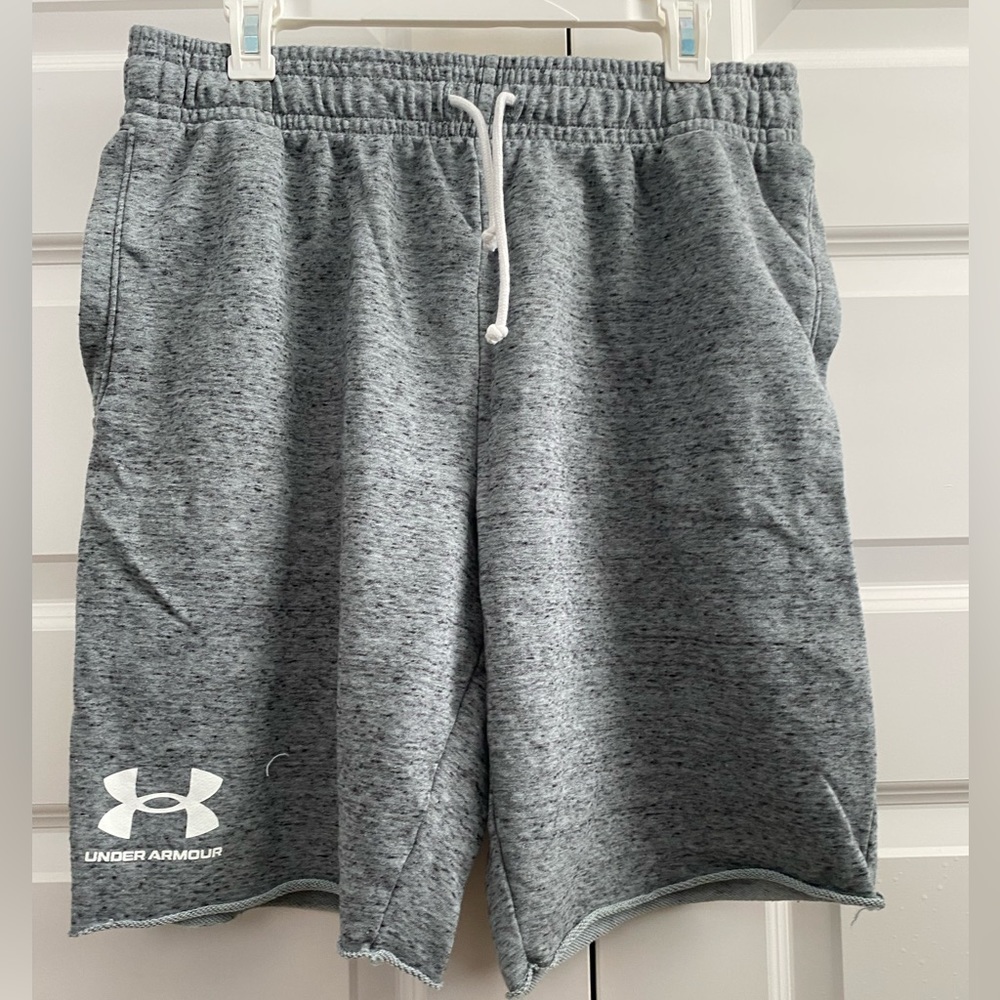 UNDER ARMOUR Men’s Shorts